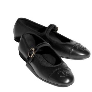 CHANEL Black Leather Loafers with Strap